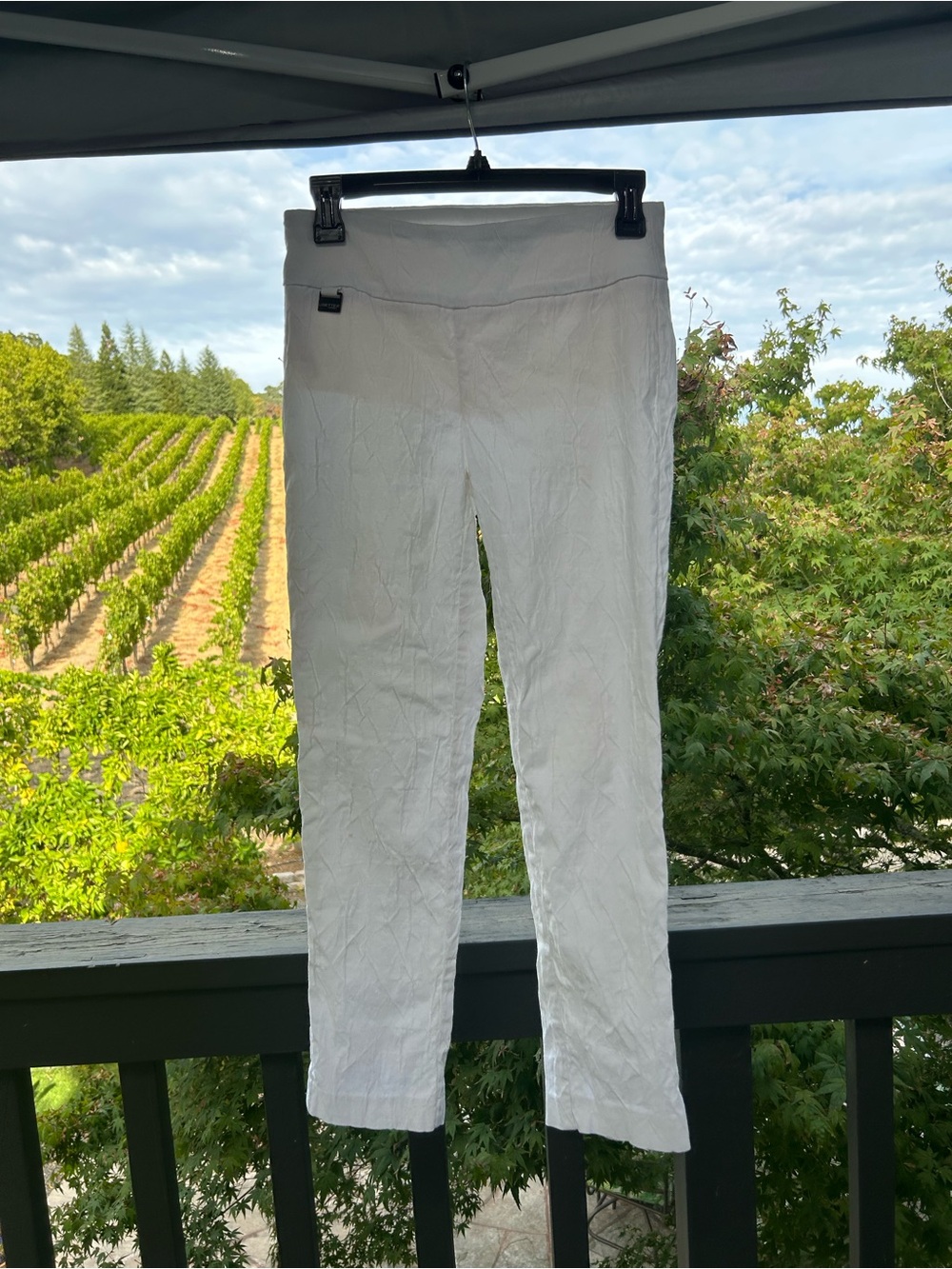 LISETTE White Lightweight Stretch Crinkle Cropped Pants